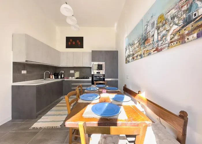 The River شقة روما