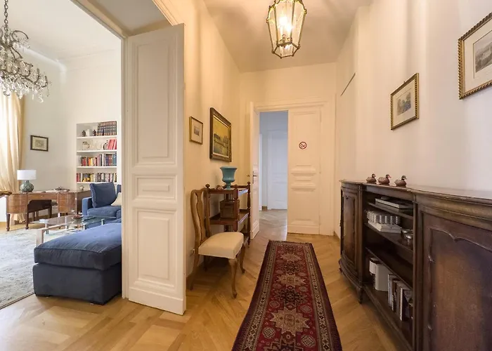 The River * روما